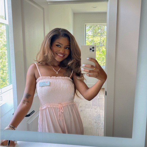 Meet Your Posher, Aja. - Picture 2 of 6